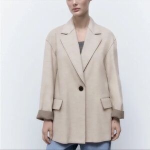ZARA Women's Oversized Coat Hip Length Beige
Neutral Overcoat